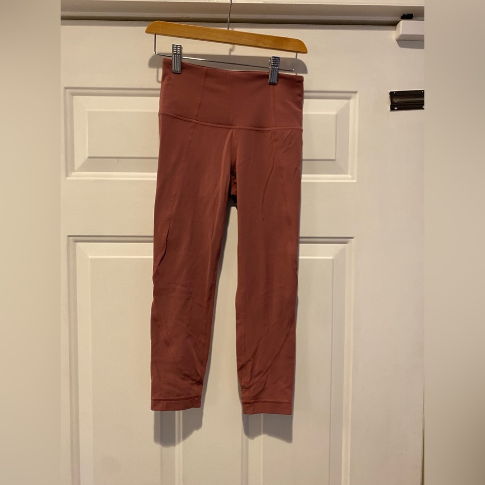 Pink athleta cropped leggings!!